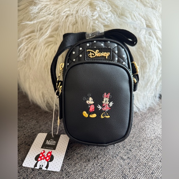Disney Black Crossbody Bag with Mickey & Minnie NWT - Picture 1 of 4